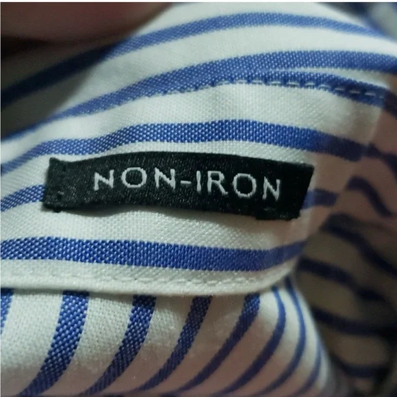 Jones New York Blue and White Fitted Button-Down Shirt - Picture 6 of 6